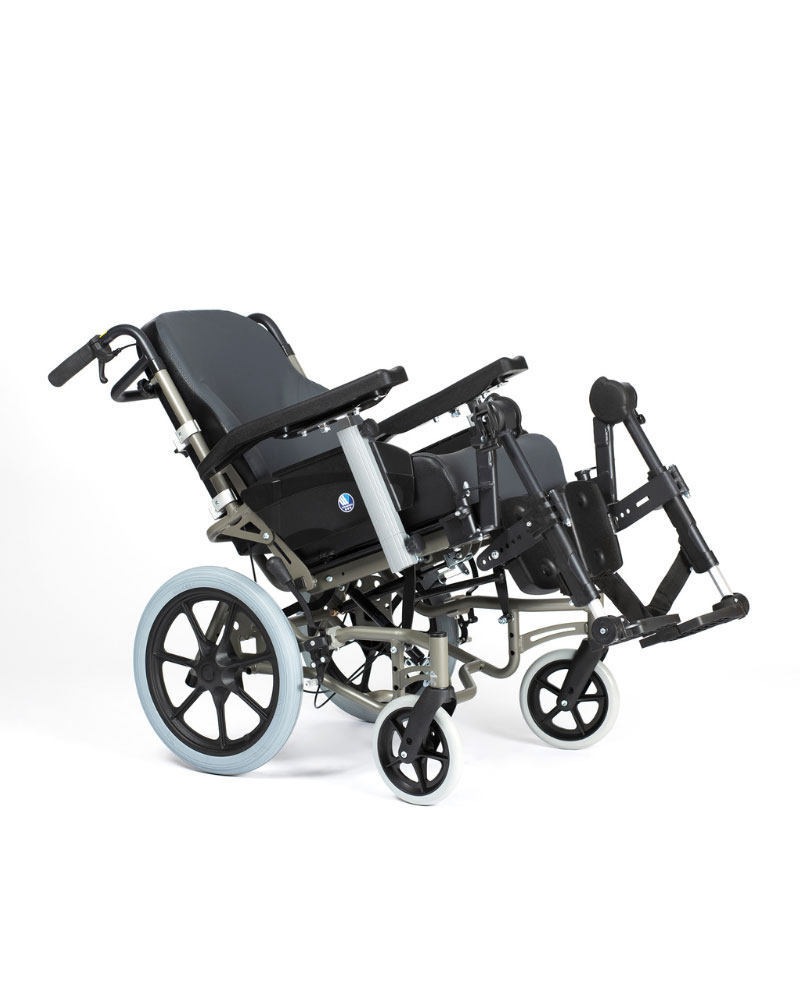 Alquiler de silla de ruedas basculante
