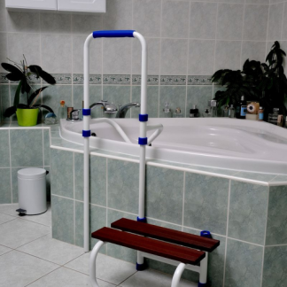 BARRA DE ACCESO A BAÑERA CON ESCALÓN ACCEO